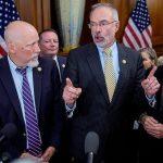 Hyperliquid (HYPE) Price Surges as Silver Futures Volume Soars and CEO Claims Top Liquidity Spot